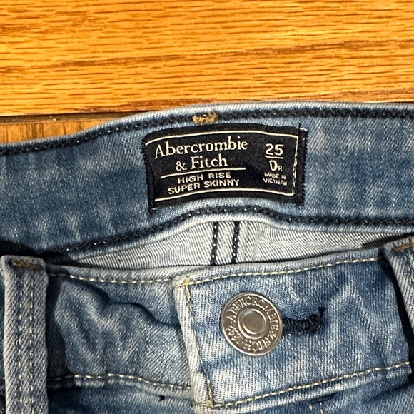 *ABERCROMBIE & FITCH* Light Blue High Rise Super Skinny Jeans Size 25 / 0R - Picture 9 of 9